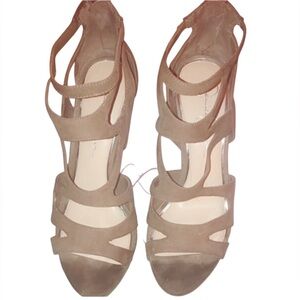 Neutral Strappy Sandal with Wedged Heels size 8